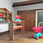 2 Bedroom Pet Friendly In Treignes