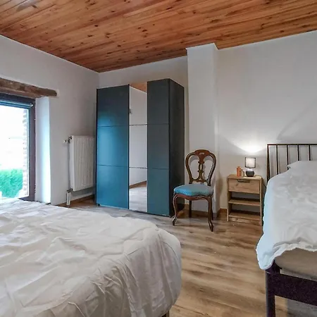 Maison De 2 Acceptant Les * Treignes