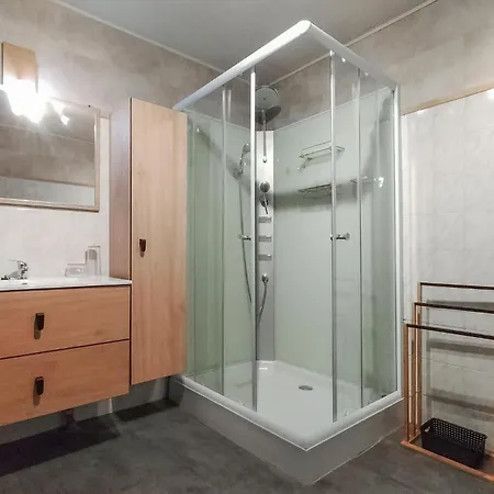 2 Bedroom Pet Friendly In Holiday home *