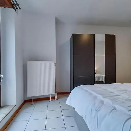 Holiday home 2 Bedroom Pet Friendly In Treignes