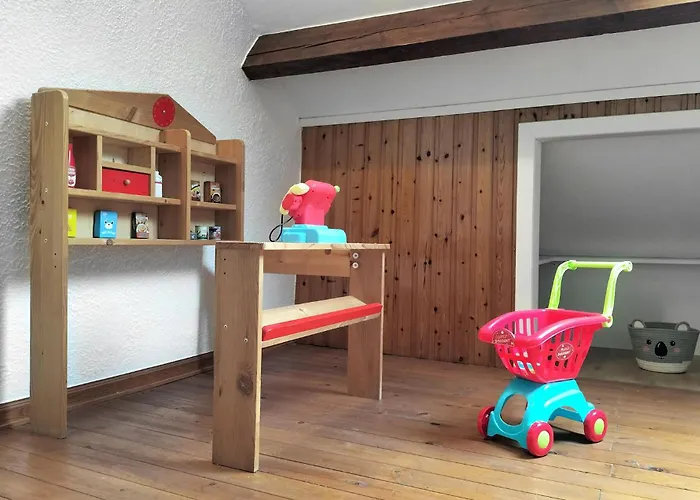 2 Bedroom Pet Friendly In Treignes